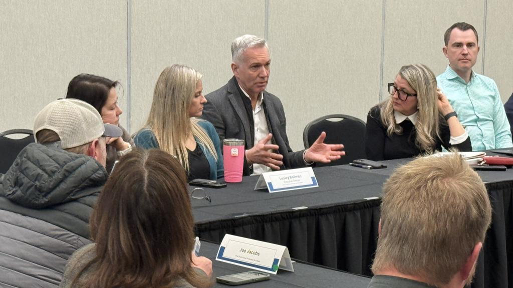 Mayor Siemens and BC Minister of Agriculture and Food Lana Popham (on the Mayor’s left) at a BC Dairy and BC Poultry post-flood animal producers’ roundtable event in Abbotsford in January 2026. Also in attendance was BC Minister of Emergency Management and Climate Readiness Kelly Greene (not pictured).